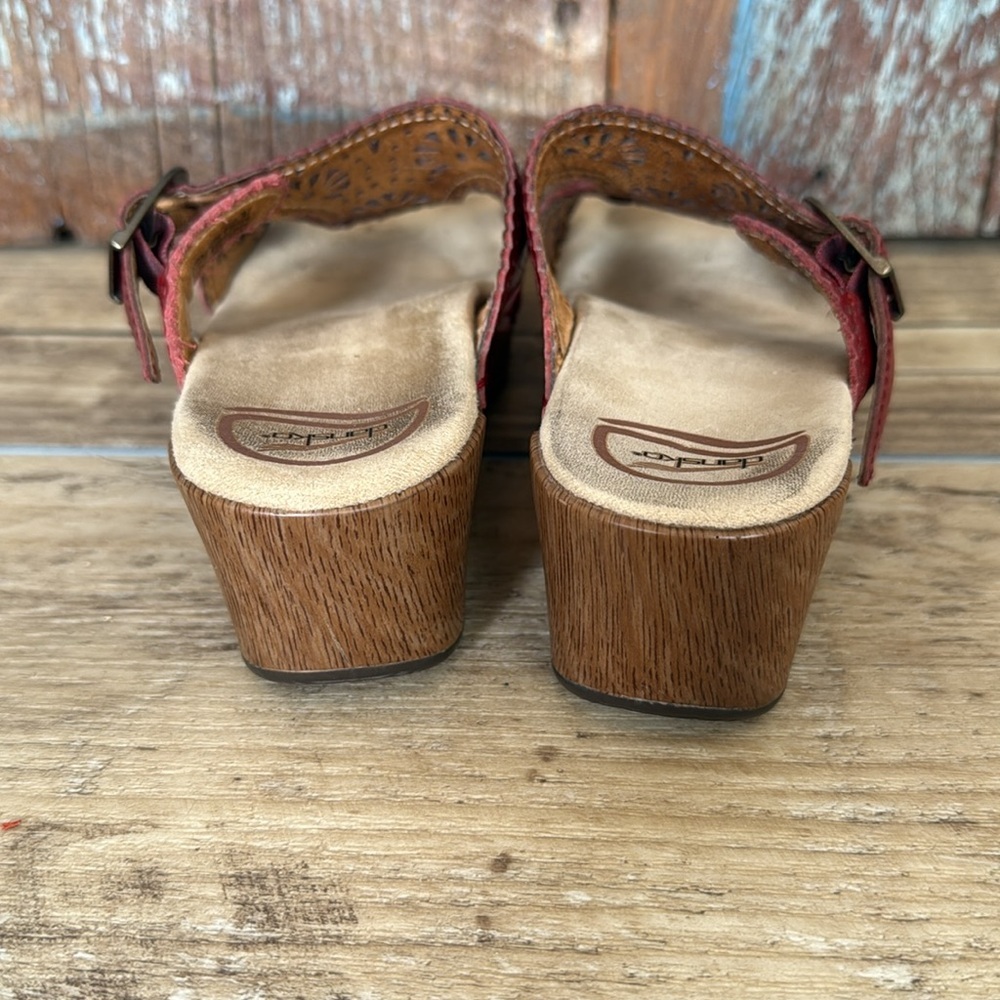 Dansko Clog Red Sandals Open Toe Size 37 - image 4